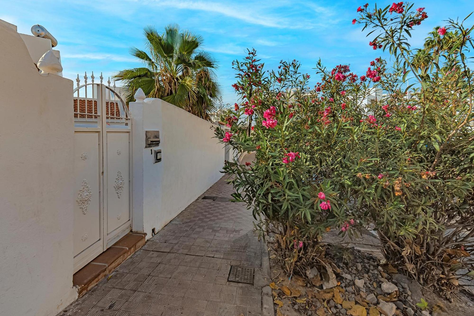 Apartment On Torviscas Costa Adeje  Bagian luar foto